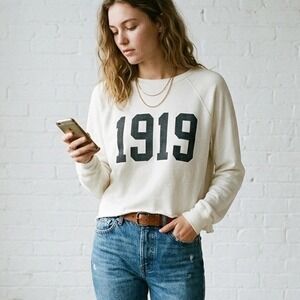 RetroBrand Womens Sweatshirt Large White Pebble Beach Top Raglan Raw Hem NWT